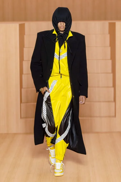 Look 42